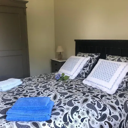 Oihanaren Zola Bed and Breakfast *
