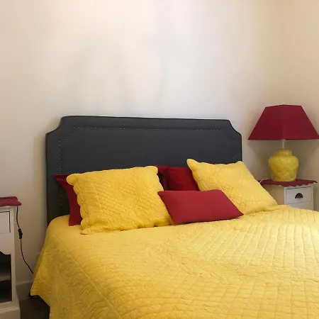 Oihanaren Zola Bed and Breakfast *